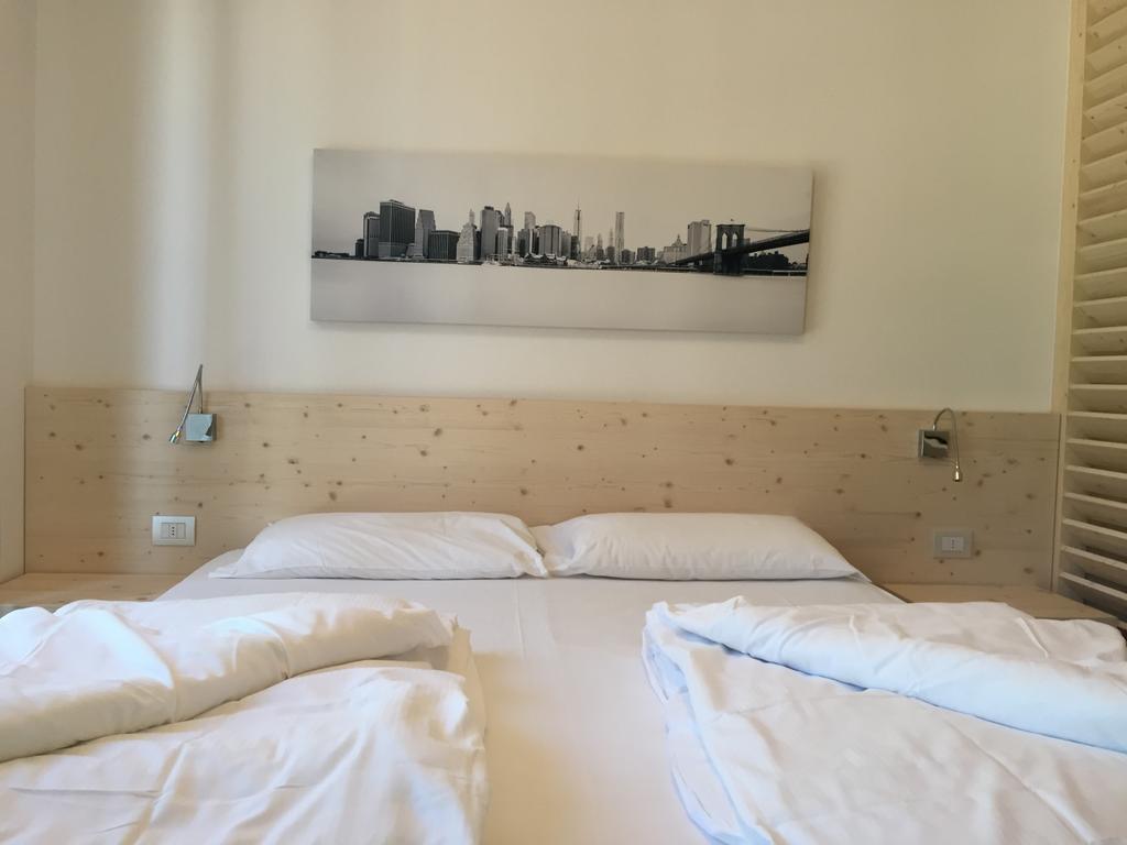Komodo Short Stay Apartments Trento Quarto foto